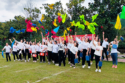 E:2023.99.22��飺����Ƭ����չ��־ͬ����������������������ֱǰ�����⹤���˶�����20230922-04-02.jpg