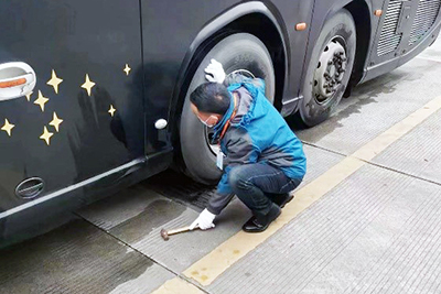 E:2023.1212.28�ڲ�888����Ϊ���ٷ���վ���˽��ã��������ʻԱ�����ھ�ҵ�س��������������м��徲�����С��������辶�����徲�г��������������ʻԱ  ��־�¹�����־��2.jpg