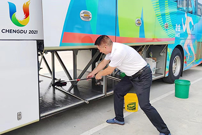 ���������ˡ�����Ч�ͻ�һ���������������ڲ�888����Ϊ���ٷ���վ����2����ʻԱ��������ͨ����Ч������֮�ǡ�