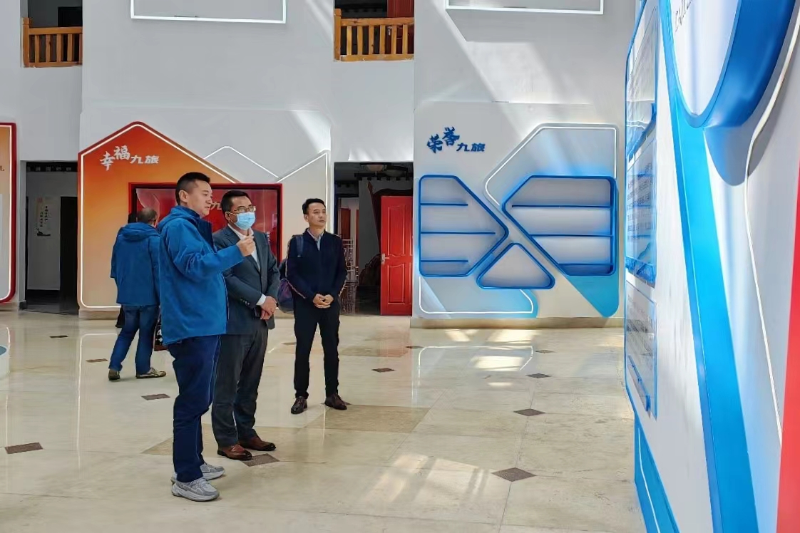 �ڲ�888����Ϊ���ٷ���վ��ҵ��ί��ǡ���˾��������һ��ǰ�����Ӵ���ü��ŵ��н���