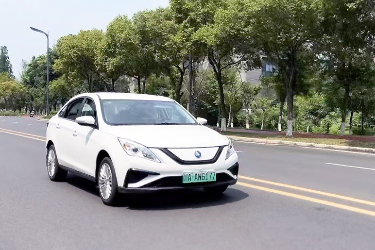 �ڲ�888����Ϊ���ٷ���վ������Լ��˾�������ص��Ҹ�