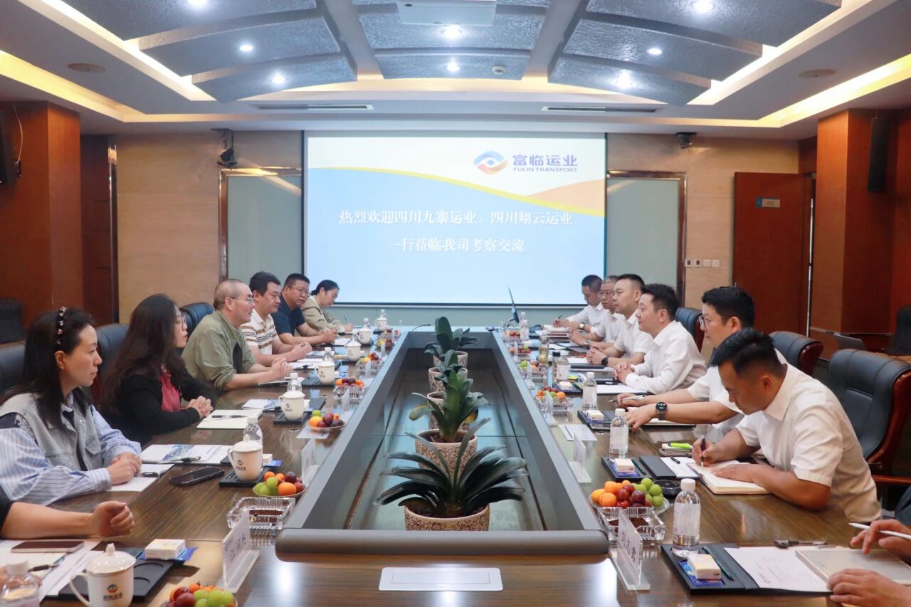 �Ĵ���կ��ҵ�������ι�˾��˾��������һ�е��ڲ�888����Ϊ���ٷ���վ��ҵ��չ������̸